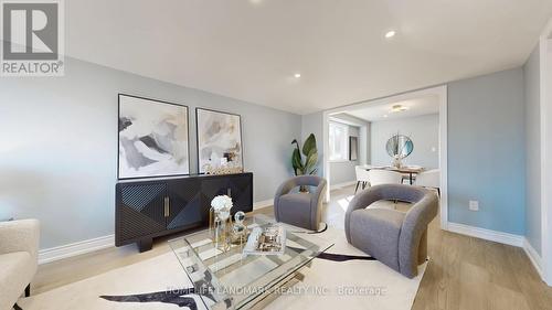 75 Ambler Bay, Barrie, ON - Indoor