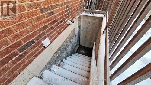 75 Ambler Bay, Barrie, ON - Indoor Photo Showing Other Room