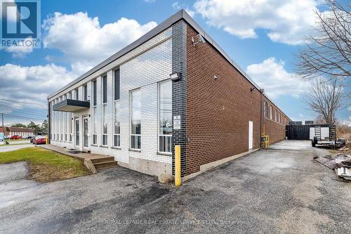 3130 Universal Drive, Mississauga, ON 