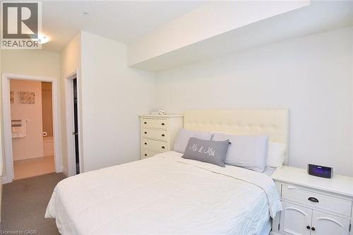 16 Concord Place Unit# 145, Grimsby, ON - Indoor Photo Showing Bedroom