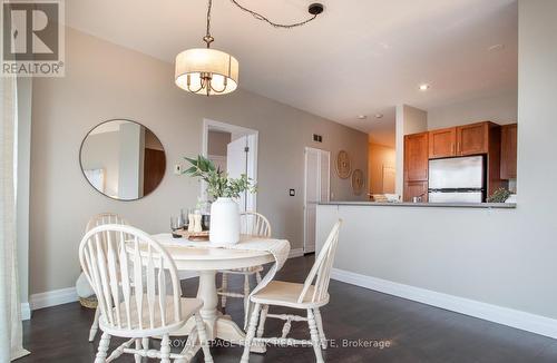 905 - 44 Bond Street W, Oshawa (O'Neill), ON - Indoor Photo Showing Dining Room