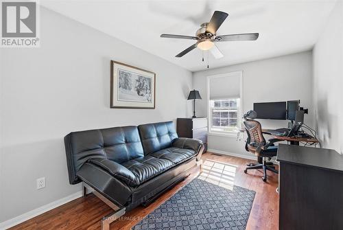 3299 Spruce Avenue, Burlington, ON - Indoor