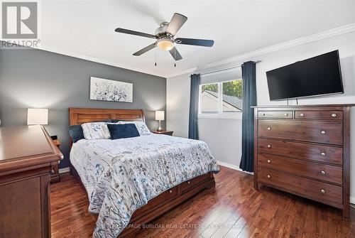 3299 Spruce Avenue, Burlington, ON - Indoor Photo Showing Bedroom