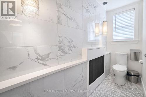 Main Floor Office - 17 Springfield Road, Ottawa, ON 