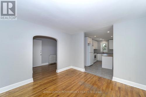 Second level apartment - 17 Springfield Road, Ottawa, ON 