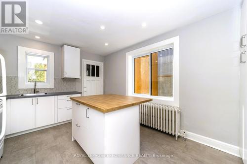 Second level apartment - 17 Springfield Road, Ottawa, ON 