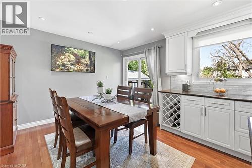 3299 Spruce Avenue, Burlington, ON - Indoor Photo Showing Dining Room