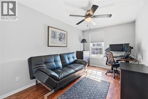 3299 Spruce Avenue, Burlington, ON - Indoor