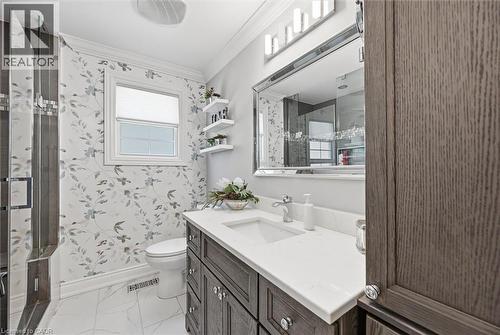 3299 Spruce Avenue, Burlington, ON - Indoor Photo Showing Bathroom