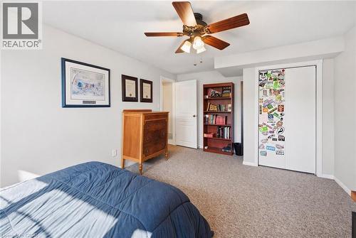 3299 Spruce Avenue, Burlington, ON - Indoor Photo Showing Bedroom