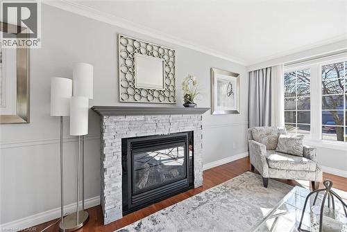 3299 Spruce Avenue, Burlington, ON - Indoor Photo Showing Living Room With Fireplace