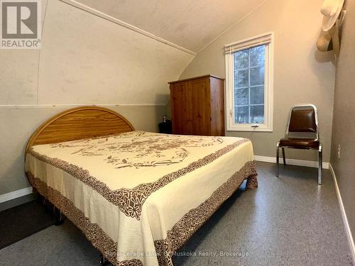 Primary Bedroom - 112 510 Highway, Magnetawan, ON - Indoor Photo Showing Bedroom