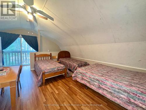 Extra Sleeping Space on Second Level - 112 510 Highway, Magnetawan, ON - Indoor Photo Showing Bedroom