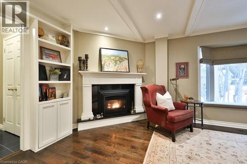 1048 Veroli Court, Mississauga, ON - Indoor Photo Showing Living Room With Fireplace