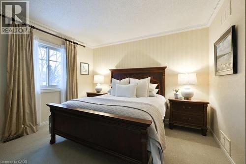 1048 Veroli Court, Mississauga, ON - Indoor Photo Showing Bedroom