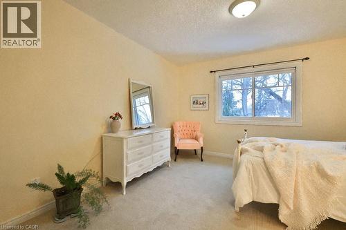 1048 Veroli Court, Mississauga, ON - Indoor Photo Showing Bedroom