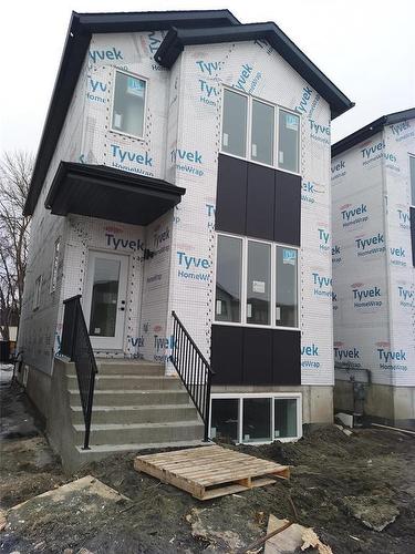 643 Moncton Avenue, Winnipeg, MB - Outdoor