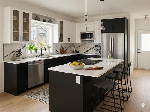 643 Moncton Avenue, Winnipeg, MB - Indoor Photo Showing Kitchen With Upgraded Kitchen