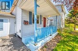 16 ROYAL Avenue Hamilton, ON L8S 2C2