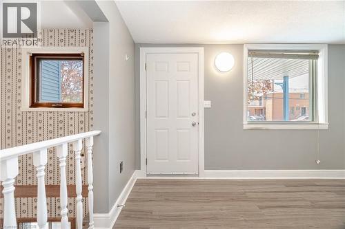 16 Royal Avenue, Hamilton, ON - Indoor Photo Showing Other Room