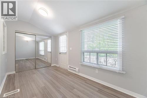 16 Royal Avenue, Hamilton, ON - Indoor Photo Showing Other Room