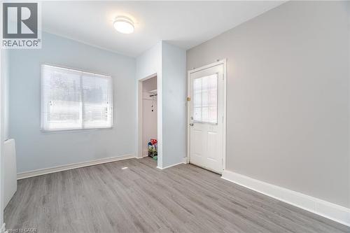 16 Royal Avenue, Hamilton, ON - Indoor Photo Showing Other Room