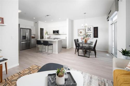 172 Moonlight Bay, Winnipeg, MB - Indoor