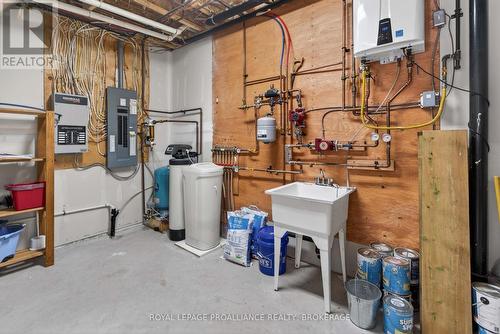 606 Whites Point Road, Rideau Lakes, ON 