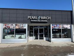 2 1857 Portage Avenue  Winnipeg, MB R3J 0G8