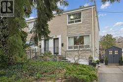 51 SKYLARK ROAD Toronto, ON M6S 4M5