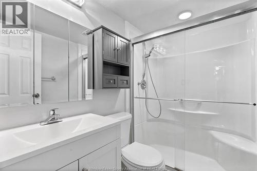 6523 Thornberry Unit# 331, Windsor, ON - Indoor Photo Showing Bathroom
