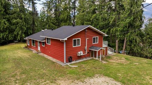 10219 Twin Bays Road, Twin Bays, BC - Outdoor