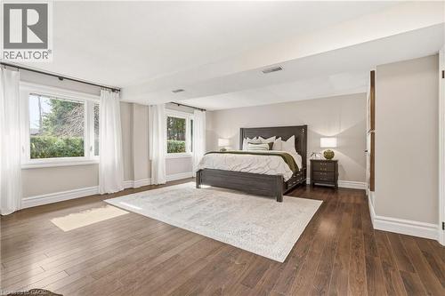 1189 Britannia Road, Burlington, ON - Indoor Photo Showing Bedroom