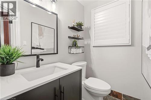 1189 Britannia Road, Burlington, ON - Indoor Photo Showing Bathroom