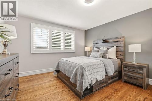 1189 Britannia Road, Burlington, ON - Indoor Photo Showing Bedroom