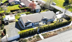 4521 Sunwood Pl Bowser, BC V0R 1G0