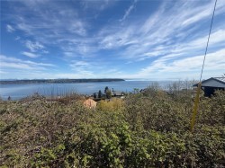 551 Galerno Rd Campbell River, BC V9W 5X2