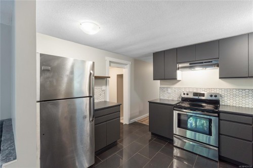 1007 Fabrick Dr, Qualicum Beach, BC 