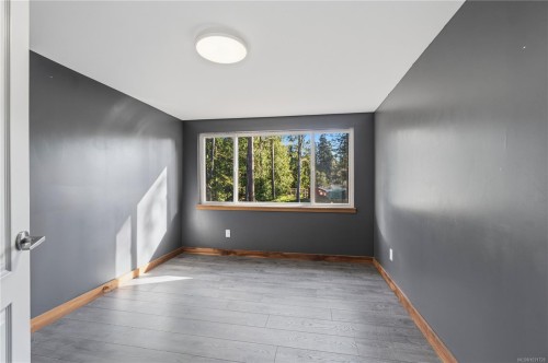 1007 Fabrick Dr, Qualicum Beach, BC 