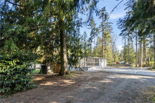 1007 Fabrick Dr, Qualicum Beach, BC 