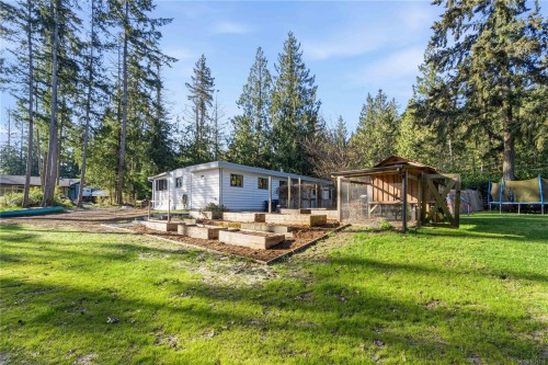 1007 Fabrick Dr, Qualicum Beach, BC 