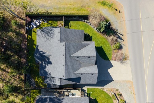 651 Eaglecrest Dr, Qualicum Beach, BC 