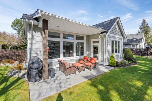 651 Eaglecrest Dr, Qualicum Beach, BC 