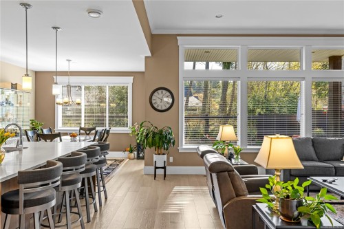 651 Eaglecrest Dr, Qualicum Beach, BC 