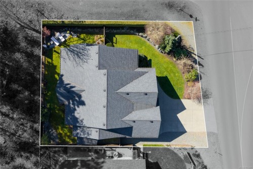 651 Eaglecrest Dr, Qualicum Beach, BC 