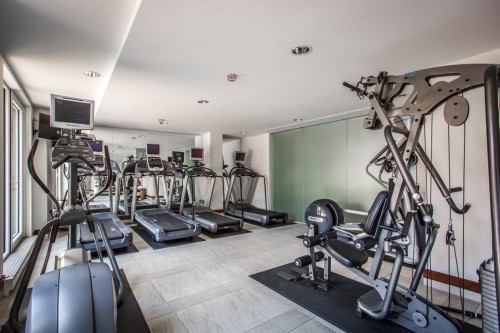 Exercise Room - 1701-2000 Rue Drummond, Montréal (Ville-Marie), QC - Indoor Photo Showing Gym Room
