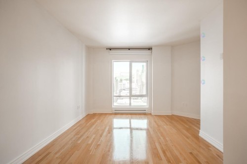 Master Bedroom - 1701-2000 Rue Drummond, Montréal (Ville-Marie), QC - Indoor Photo Showing Other Room