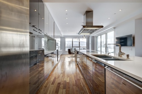 Kitchen - Ph-D-1200 Boul. De Maisonneuve O., Montréal (Ville-Marie), QC - Indoor Photo Showing Kitchen With Double Sink With Upgraded Kitchen