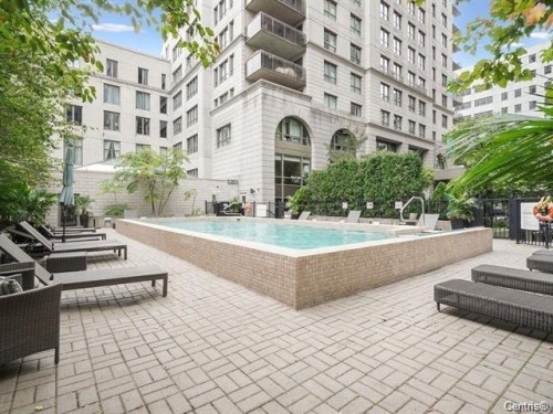 Pool - Ph-D-1200 Boul. De Maisonneuve O., Montréal (Ville-Marie), QC - Outdoor