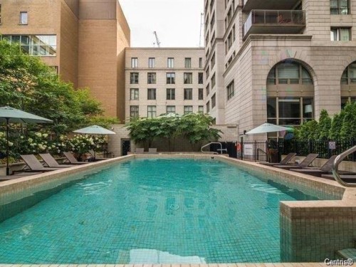 Pool - Ph-D-1200 Boul. De Maisonneuve O., Montréal (Ville-Marie), QC - Outdoor With In Ground Pool